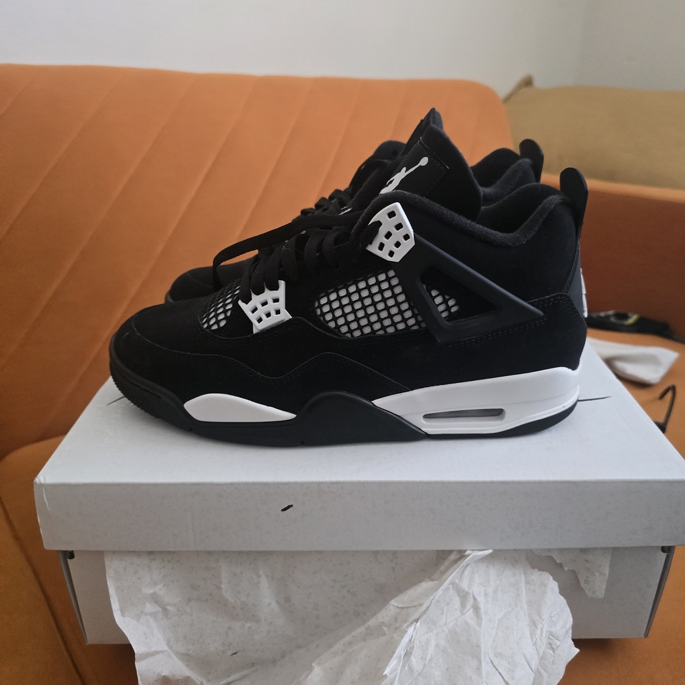 Men's Black and White Sneakers